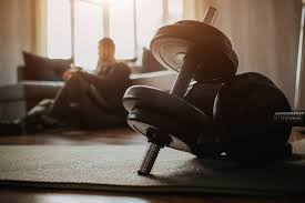 为什么说“第一次赢钱是噩梦的开始”？解析心理防线的崩塌。（首赢为何成噩梦开端：心理防线崩塌的真相）