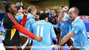 2021 赛季：大谷翔平以 9 胜、46 轰、100 打点的史诗数据，全票当选美联 MVP